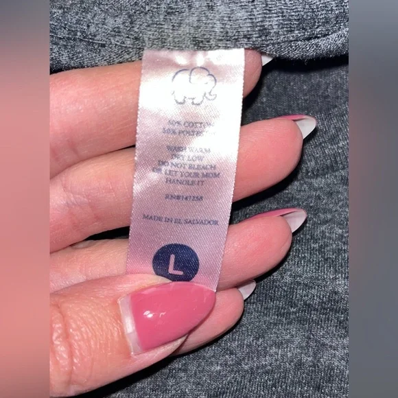 Simply Southern T-Shirt Size Large - Picture 4 of 9